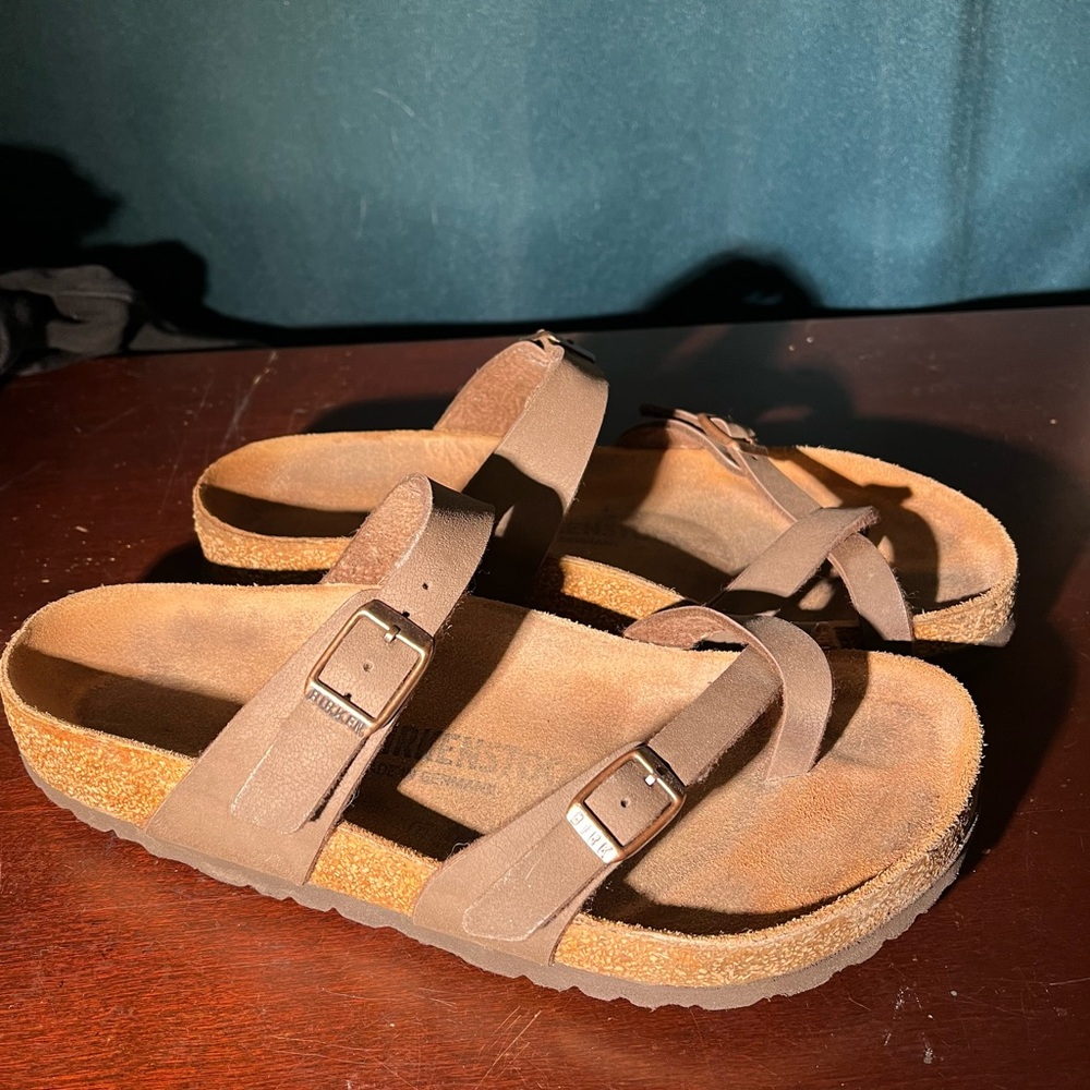 Birkenstock sandals 39